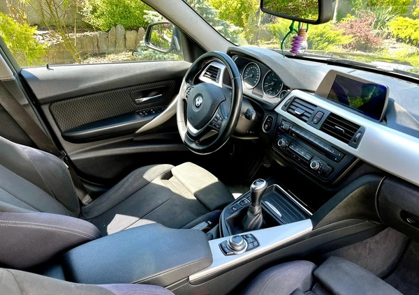BMW Seria 3 cena 34800 przebieg: 335000, rok produkcji 2013 z Mrozy małe 667